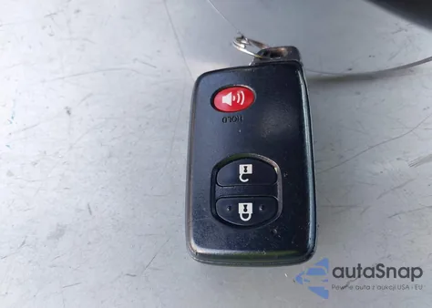 2013 Toyota Prius V Five из США, поврежденный, VIN JTDZN3EU2D3269952